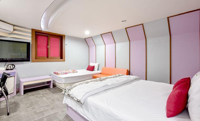 Click 21 Motel Puszan Kültér fotó
